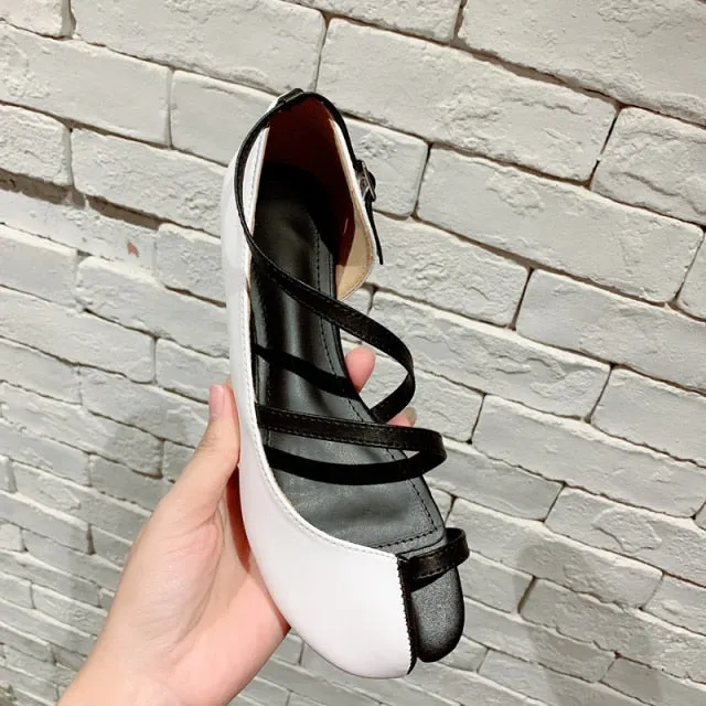 Fashion Comfortable Split toe Women sandals