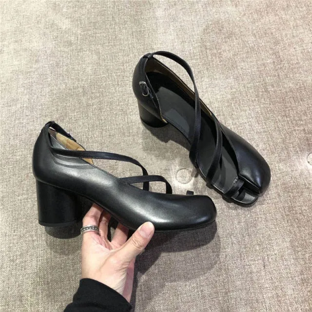 Fashion Comfortable Split toe Women sandals