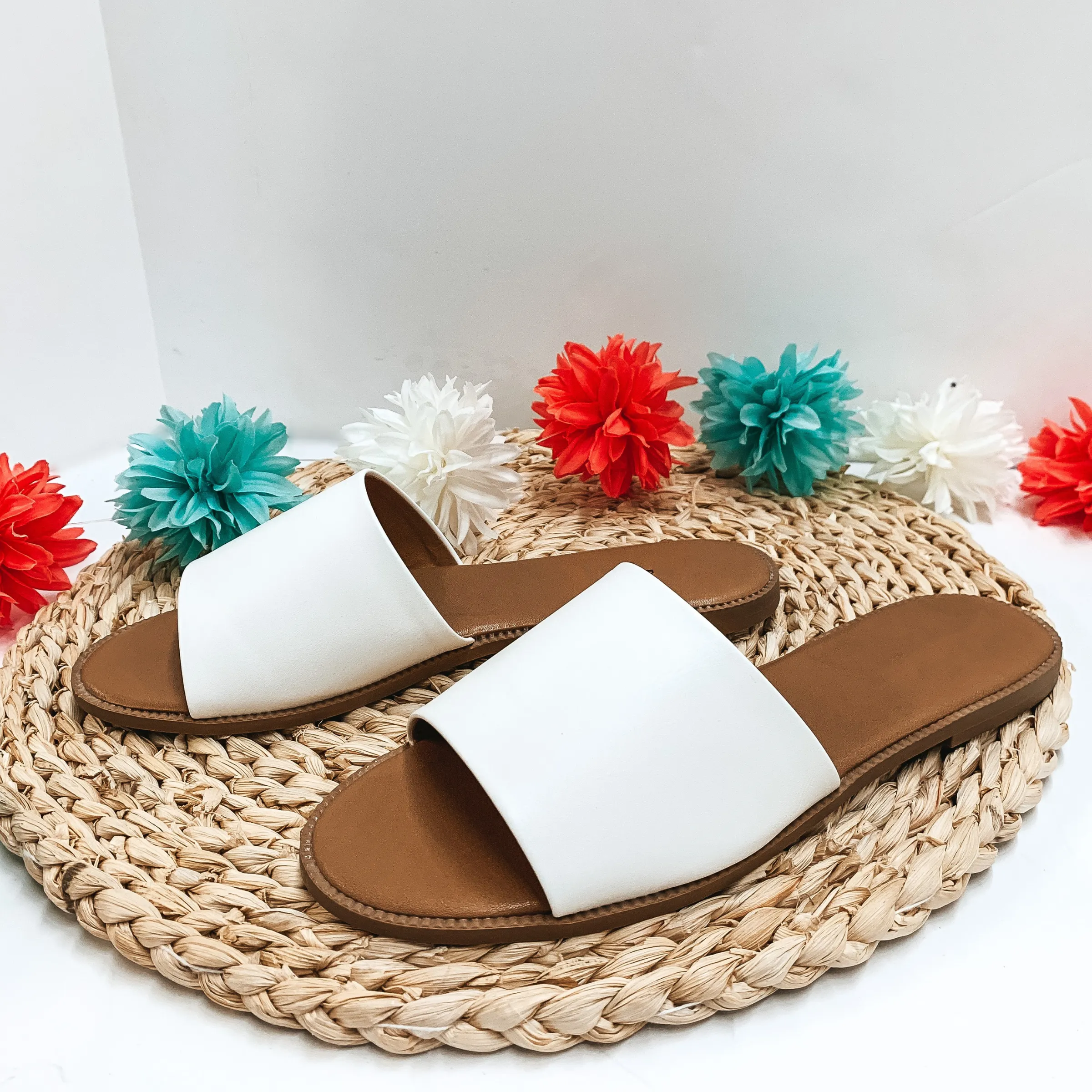 Last Chance Size 6.5 | Beach Babe Slide On Sandals in White