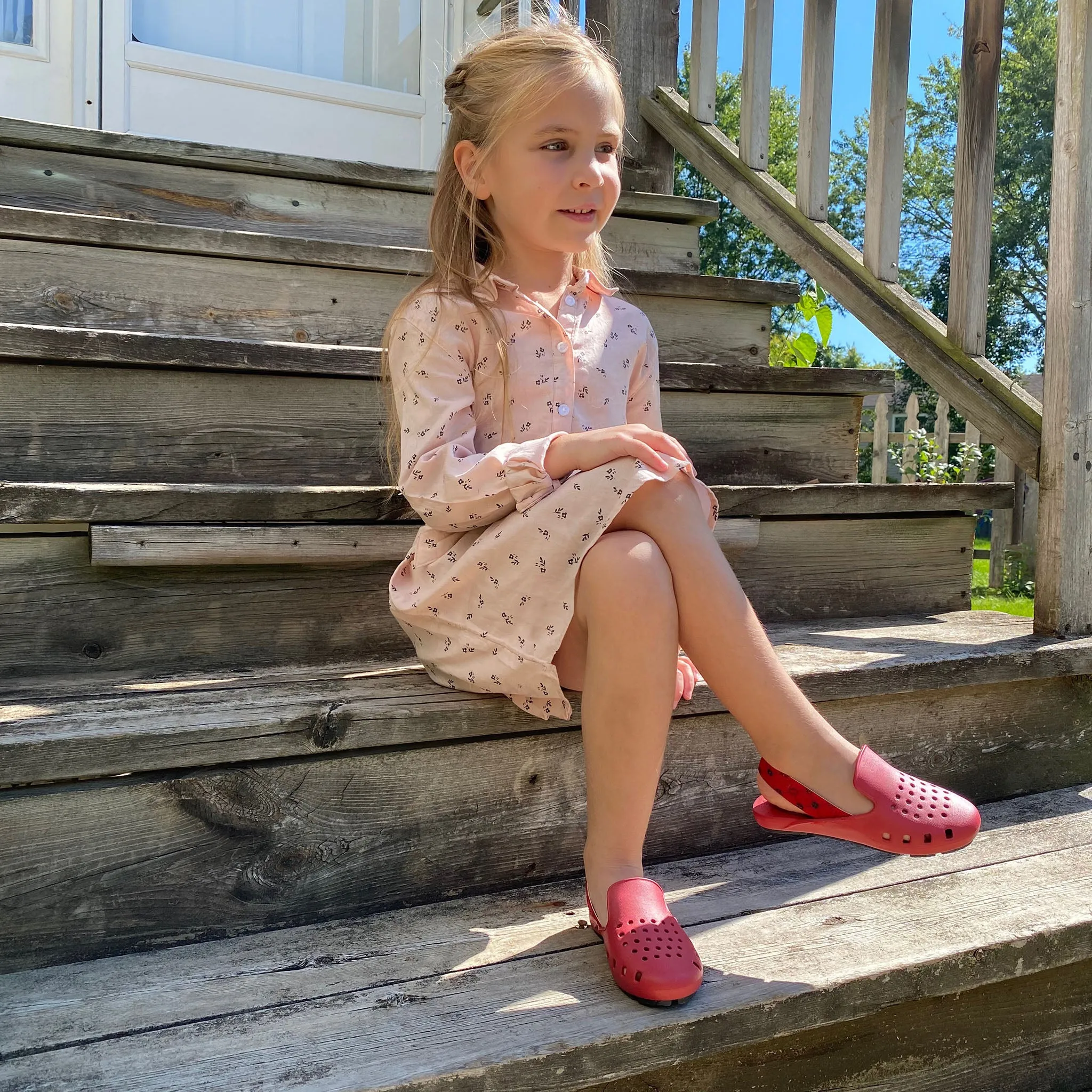 RED INSPIRED SLINGERS  <br><br>*Runs small for sizes 25 till 34 (size up 1 size) <br><span style="font-size: 8px; font-weight: normal;"> Girls red shoes functions as water shoes - kids sandals.