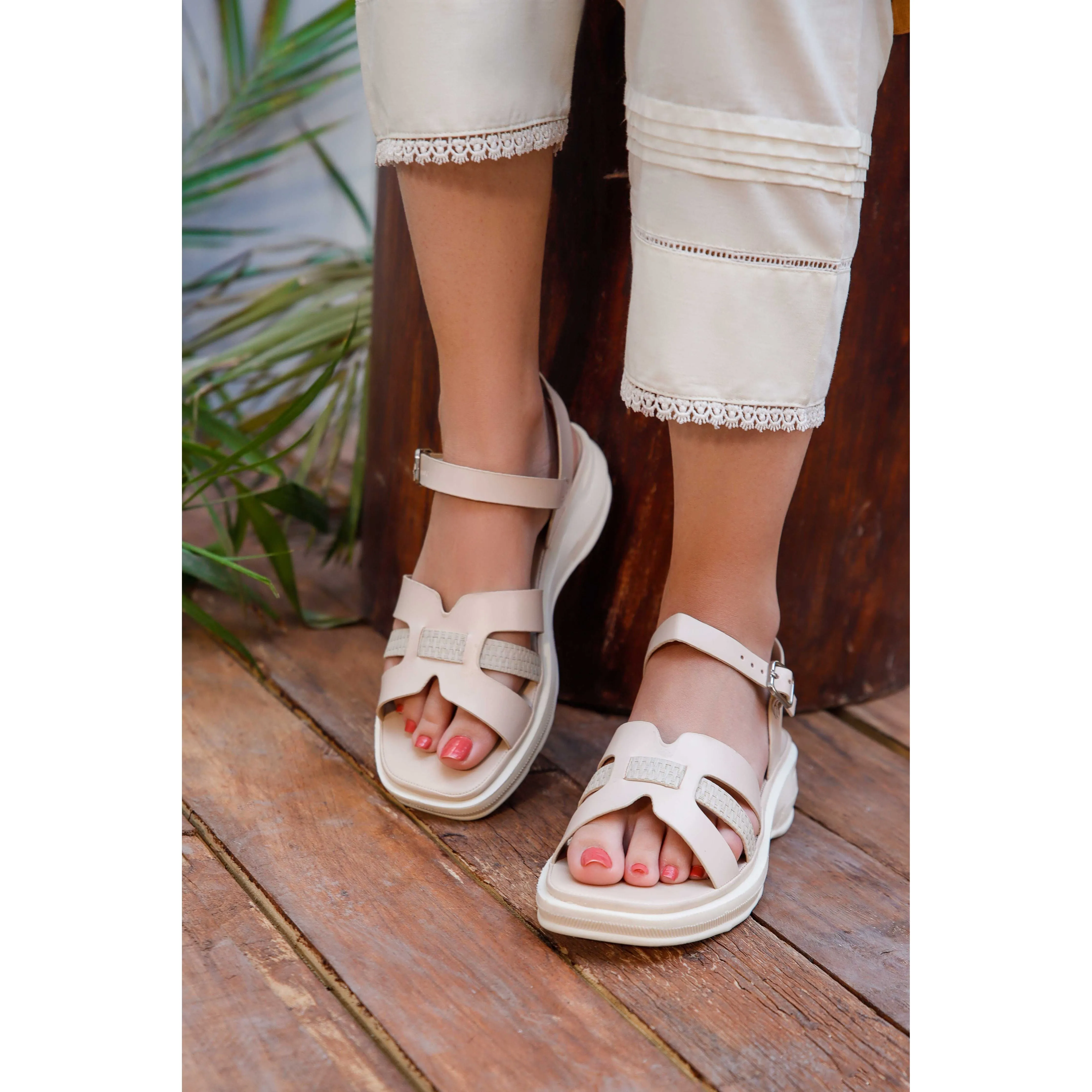 Women Casual Sandal - M1141062