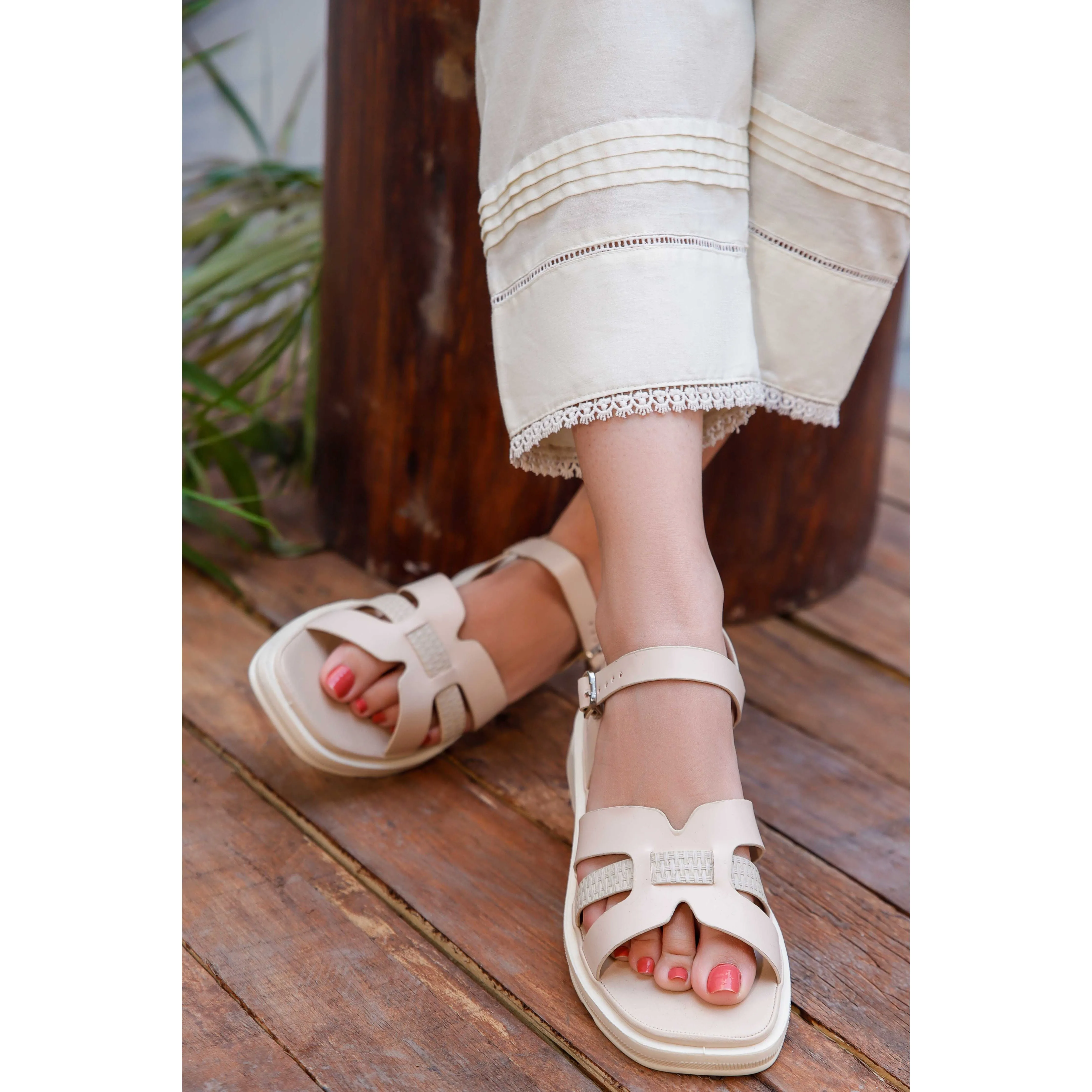 Women Casual Sandal - M1141062