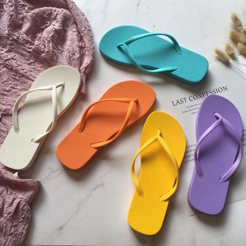 Women's casual flat flip flops sandals